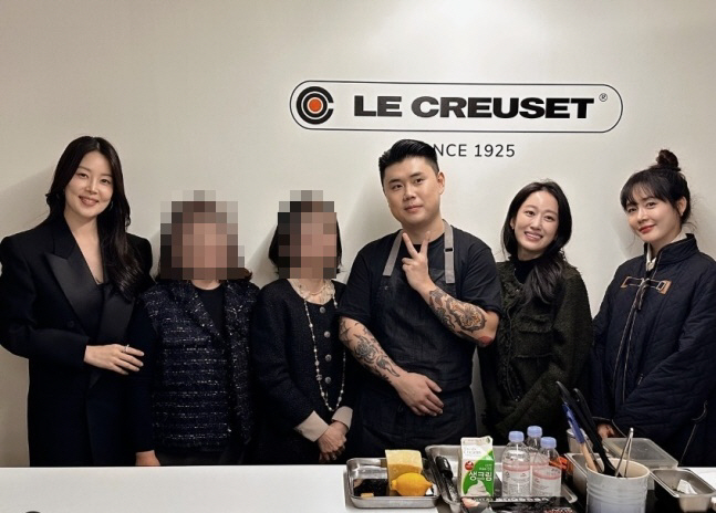 '남편 징역 구형' 성유리, 근황 알려지자 사진 삭제됐다..밝은 미소 눈…