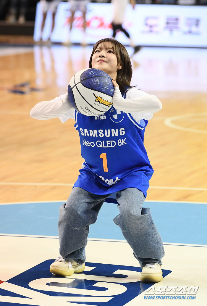 [포토] 시투하는 벤, 자세 잡고 쏜다!