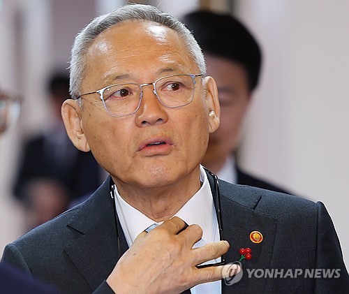 유인촌 장관, 한일관광포럼서 '방한 관광객 안전' 강조