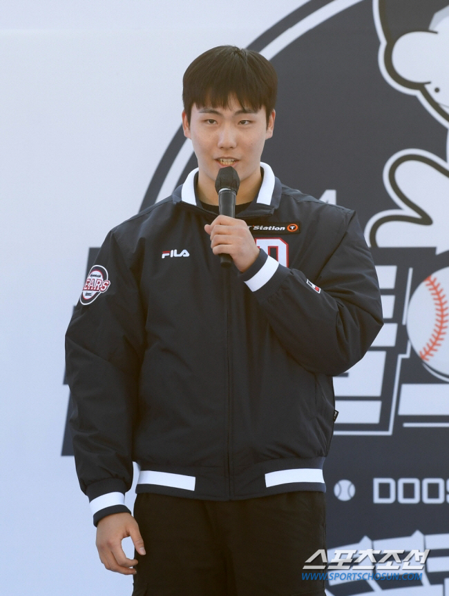 "저 형 운동 바보예요"…'1차 지명→최다G' 특급 좌완도 감탄했던 '고…