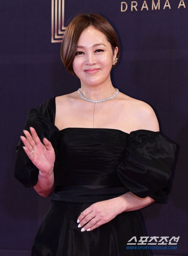 '건강이상 호소' 이승연, 무거운 소식 전했다 "한참 모자란 사람"