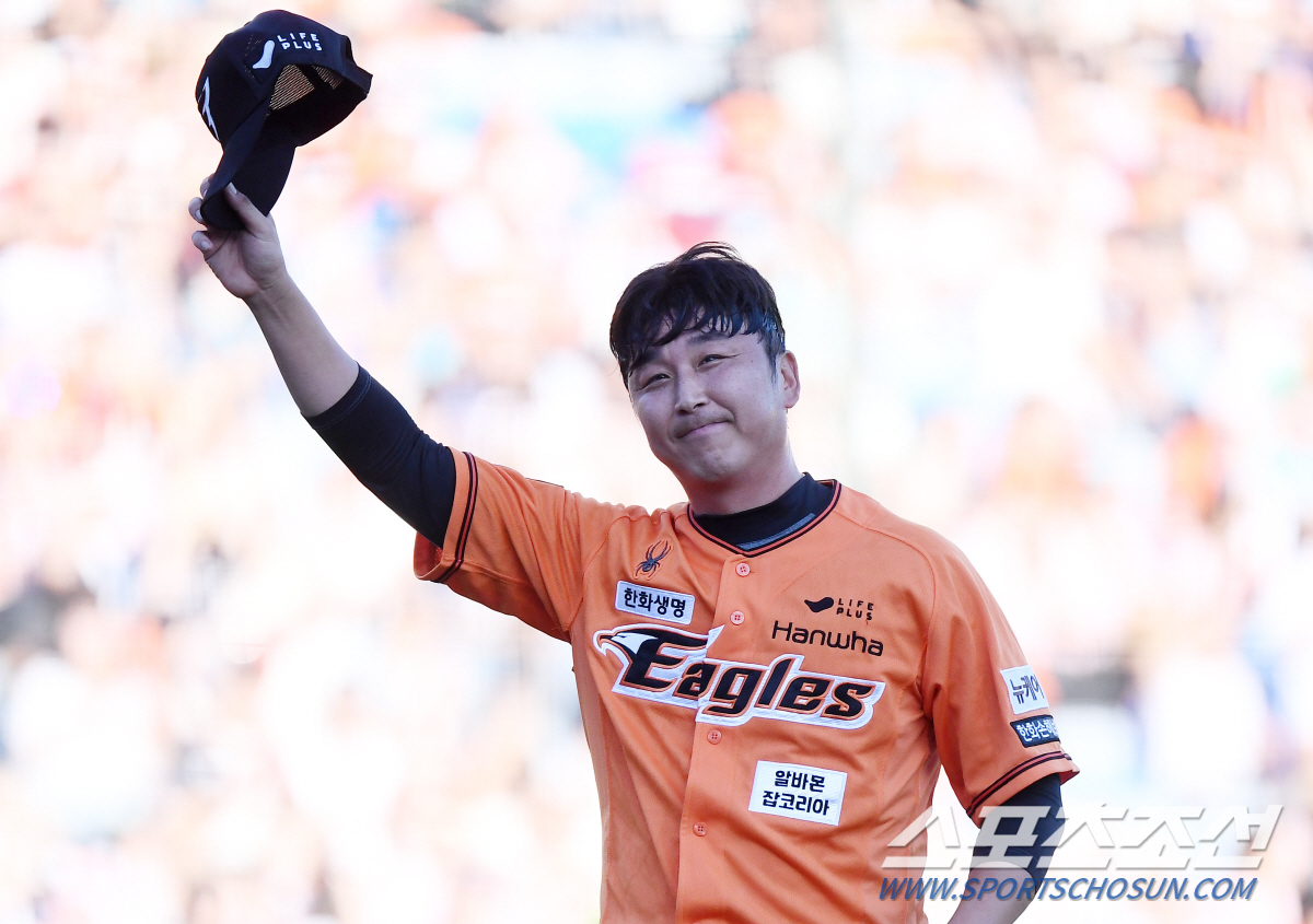 '기계적인, 너무나도 기계적인…' 1005경기 레전드의 은퇴경기, ABS…
