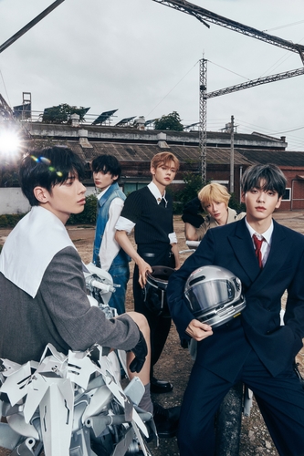 [빅히트 뮤직 제공. 재판매 및 DB 금지]