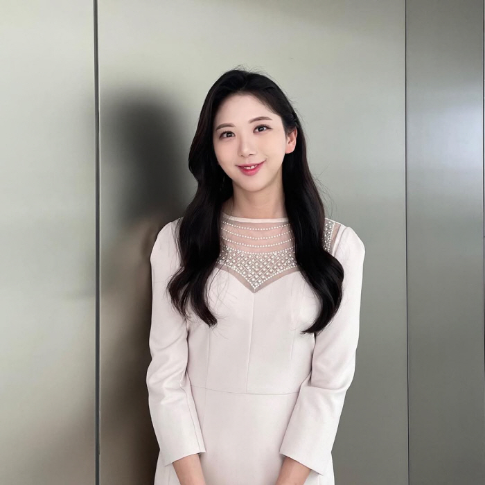 '유퀴즈' 기상캐스터 故오요안나, 28세에 떠난 '날씨 요정'...9월 …