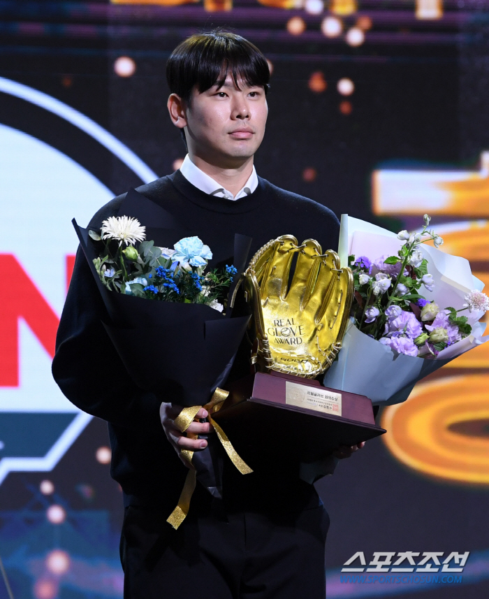 "타격폼 바꿔봤는데 안좋아서..." 출루왕도 S존 의식했었다. 189cm…