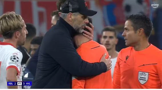 UCL 심판, 경기 끝나고 눈물 '펑펑'…도대체 무슨 일이?
