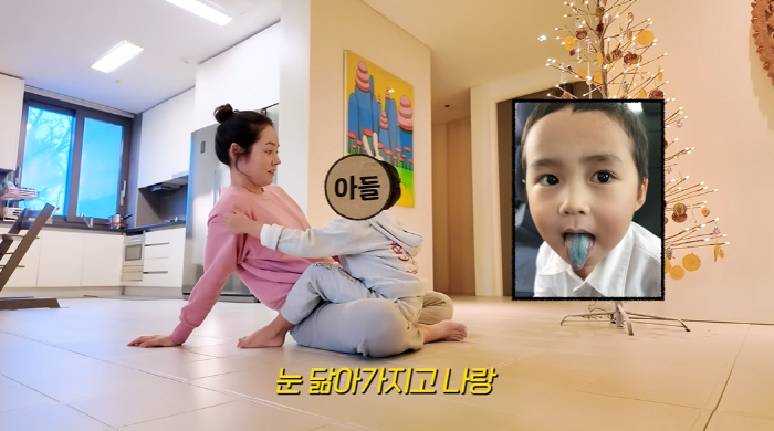 엄마 DNA 몰빵..한가인, 子 공개 "눈 똑닮아 누구든 알아봐" ('자…