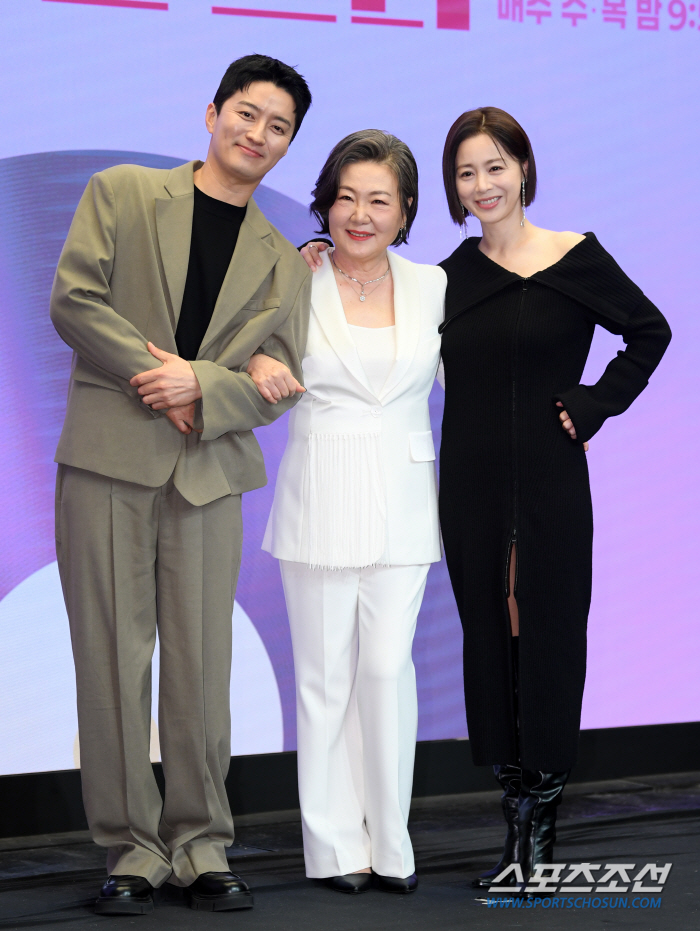[포토] 인교진-김해숙-서영희 '다정하게'