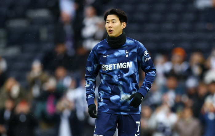 'SON, 美쳤다'→'토트넘에서 마법을 일으킬 선수' EPL 전체 2위 …