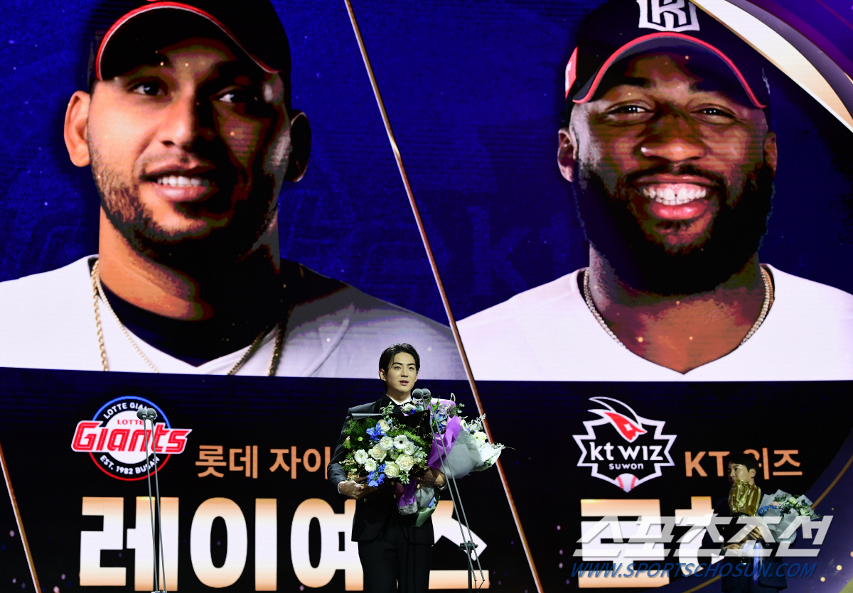 '안타 新' 레이예스, '타격왕' 제쳤다! 구자욱 '2년 연속', 로하스…