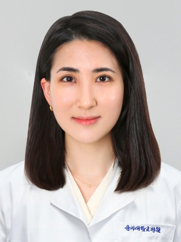 밤마다 다리 아파 우는 아이, 혹시 '성장통'…치료는?