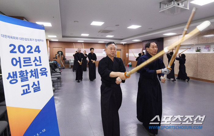 "검도에 나이는 없다" 치매예방X심신수련,검도에 진심인 '부천 액티브 시…