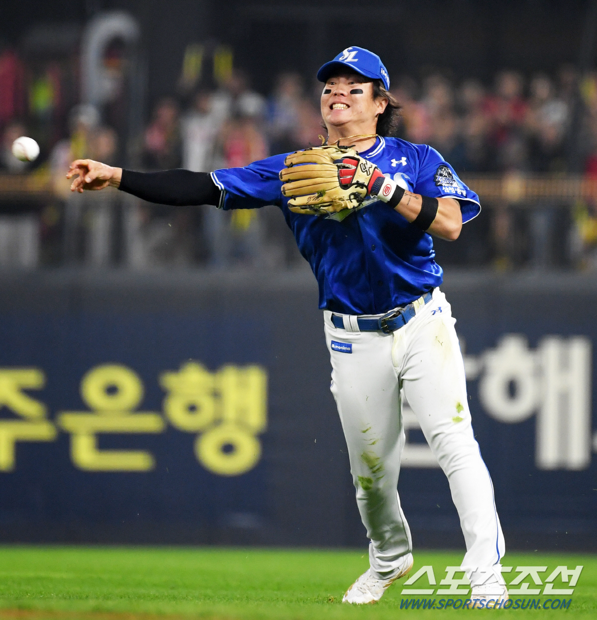 [공식발표]"자욱, 민호형이 막았다" FA 류지혁, 삼성 남는다...4년…