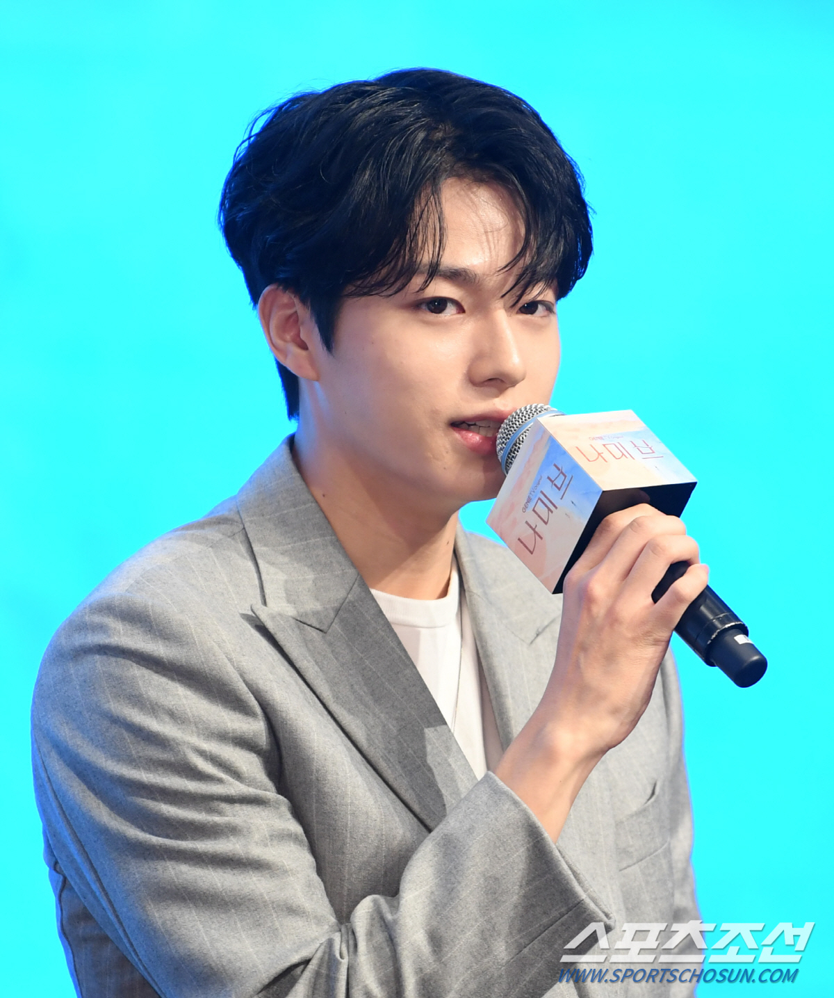 [포토] 이진우 '취재진 질문에 답하며'