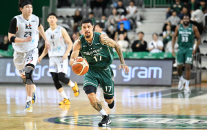 '알바노가 또 해결했네' DB, 접전 KT에 72-66 재역전승