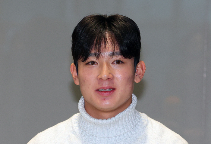 "사랑해 주길 바란다" 손흥민, '양민혁 우리형' 자처했다! 토트넘 합류…