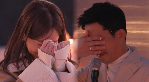 김준호♥김지민, 프러포즈 중 '동반오열'…건물 통째로 사용한 스케일 ('미우새')