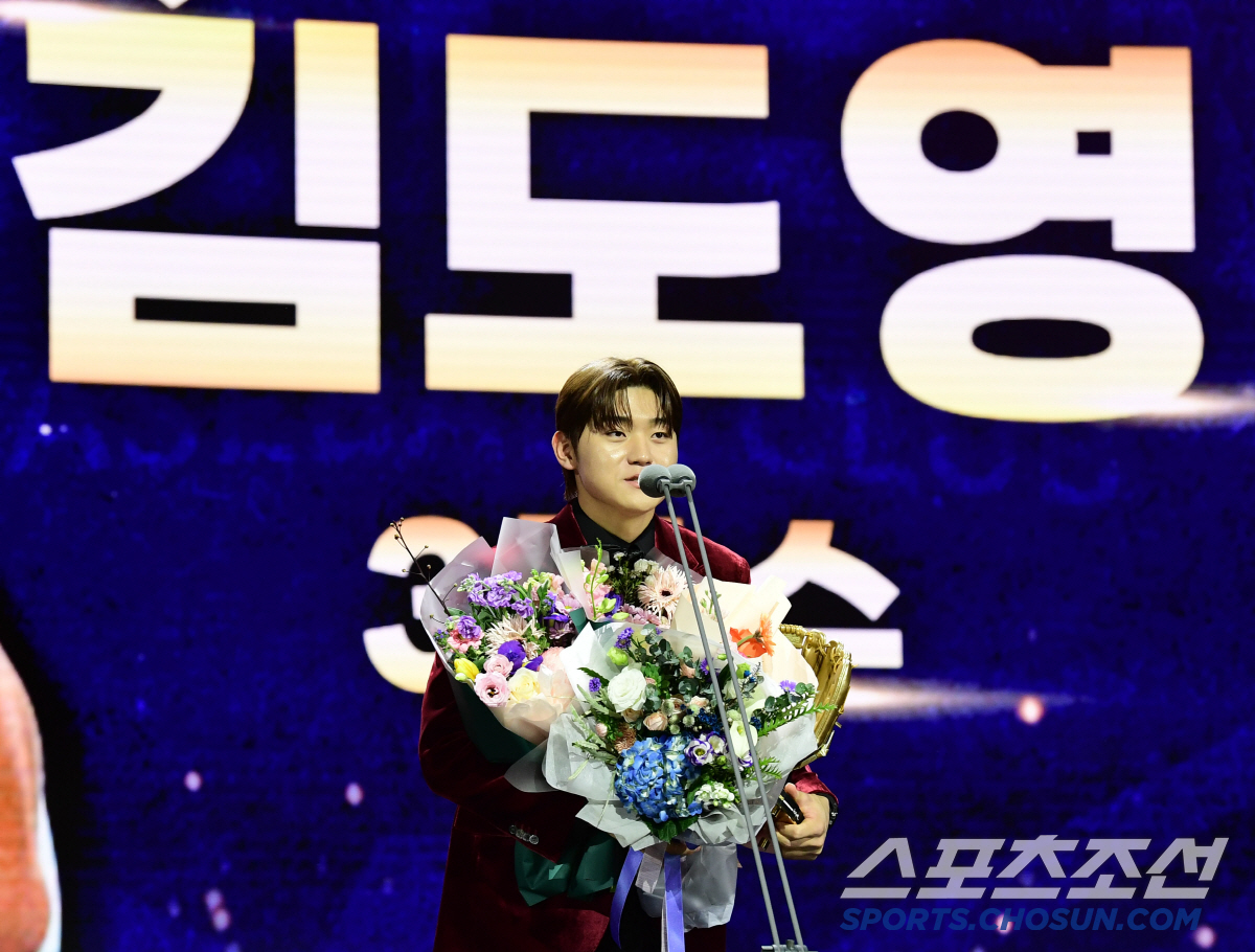 '보는 눈은 같네...' 1차지명→KBO MVP→프리미어12 톱3. 벌써…