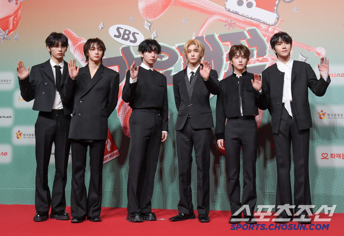 [포토] 보이넥스트도어 '시크하게'