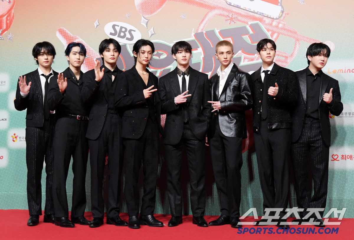 [포토] 스트레이 키즈 '시크한 매력'