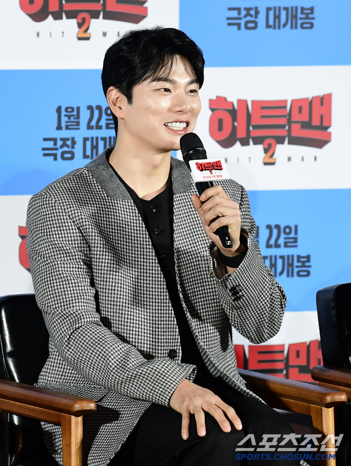 [SC현장] "손태영♥ 말 잘 들어야 가정 화목"…권상우, 5년만 컴백 …