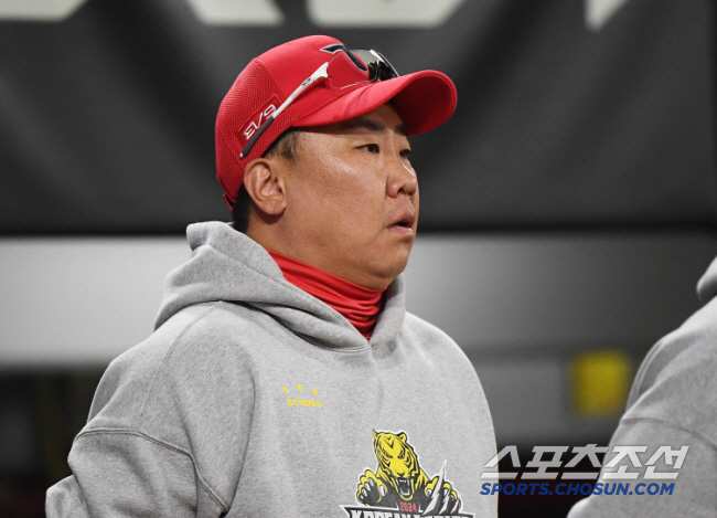 "3루수? 가장 잘하는 선수 있어"…ML 88홈런 거포가 밀렸다, KIA…