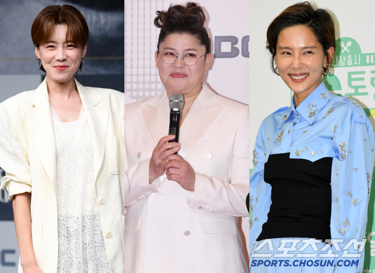 유재석 '핑계고'→송중기 '살롱드립2' 공개 연기...여객기 참사 추모 …