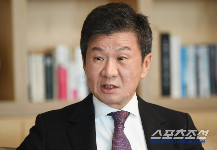 [단독인터뷰]"내가 감내해야 할 '야유', 선수들에 미안했다" 정몽규 회…