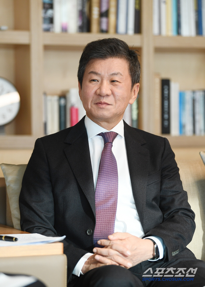 [단독인터뷰]"내가 감내해야 할 '야유', 선수들에 미안했다" 정몽규 회…