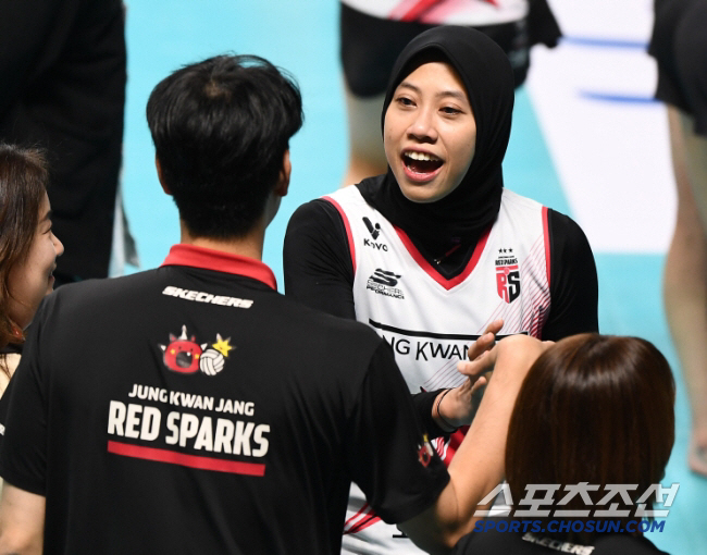 김연경 허수봉 드디어 제쳤다!…3R MVP 비예나·메가 선정 [공식발표]
