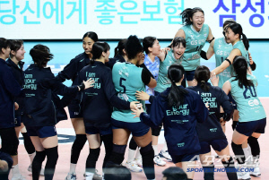 기적이 일어났다! 창단 최다연패 GS칼텍스, 1위 흥국생명 3-2 잡고 14연패 탈출 [V리그 현장리뷰]