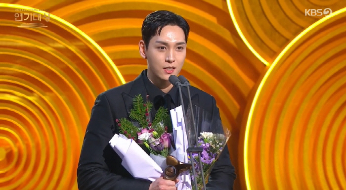 최태준 "♥박신혜, 부족한 날 더 나은 사람으로 욕심나게 해줘" [KBS…