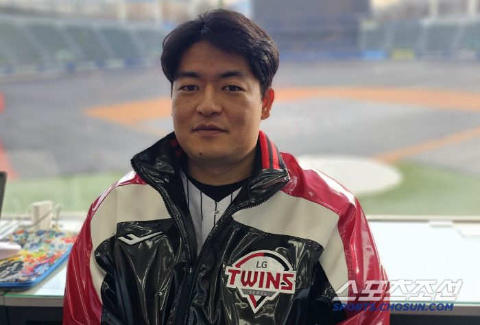 '오픈 마인드가 때론 독이 될 수도...' 3년 0홀드 방출생이 테스트 …