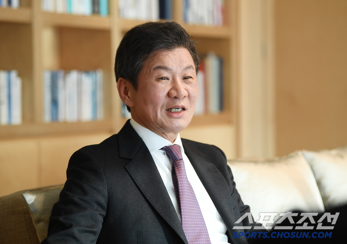 "KFA 회장 선거 '또또' 연기" 초유의 사태 쏟아지는 우려, 도 넘은…