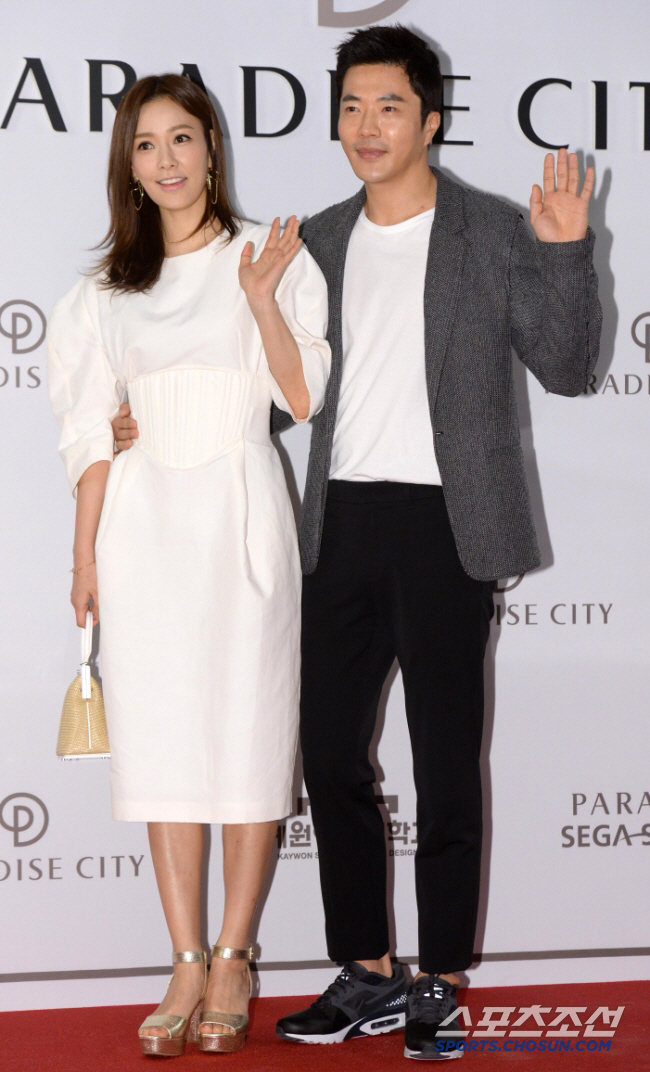 권상우 "♥손태영 17년째 안 예뻐보인 적 없어..다시 태어나면 좀 늦게…