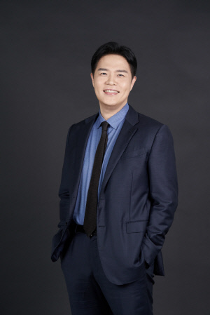 [이색화제]배드민턴협회 회장선거 출마한 전경훈 대표, 트럼프 취임식 초청받았다…'김창준한미연구원' 추전으로 18일 출국 예정