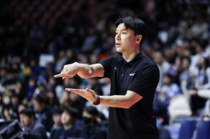 [현장인터뷰]김효범 감독 