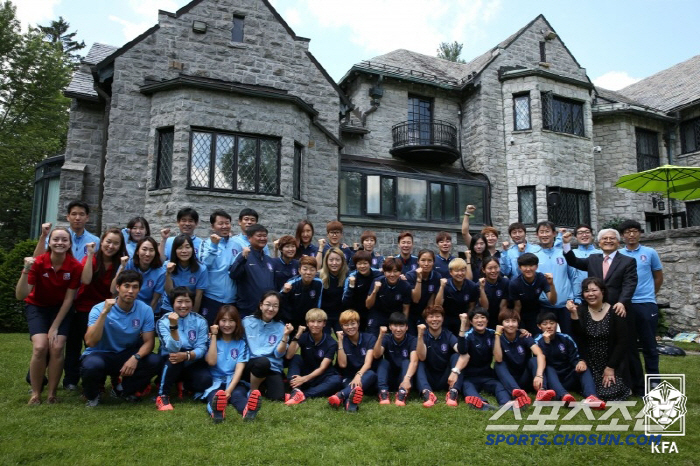 "침체된 여축 안타까워" '캐나다女월드컵 단장'정해성 위원장,여자축구연맹…