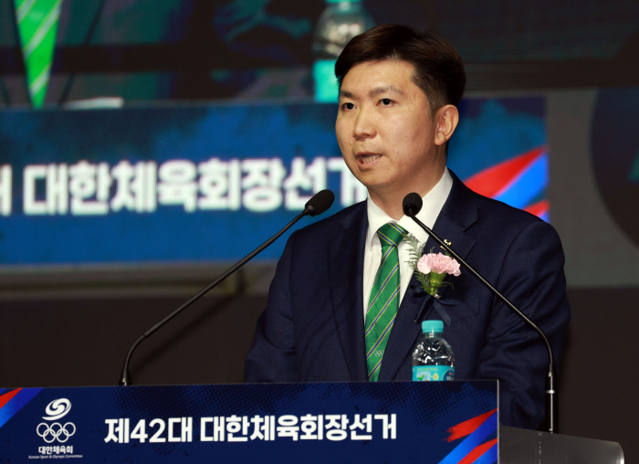 "위기의 韓체육,2025 체육인의 선택은?" 150분후 대한체육회장이 결…