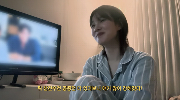 "산전수전 겪었다" 율희, 최민환 폭로 후 의미심장..머리도 싹둑 잘라 …