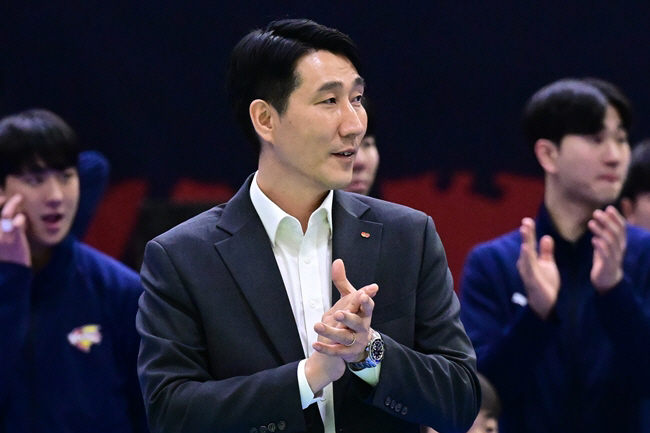 "임성진 장염 투혼, 구교혁 부담 안아" 감독은 왜 지고도 박수 보냈나[…