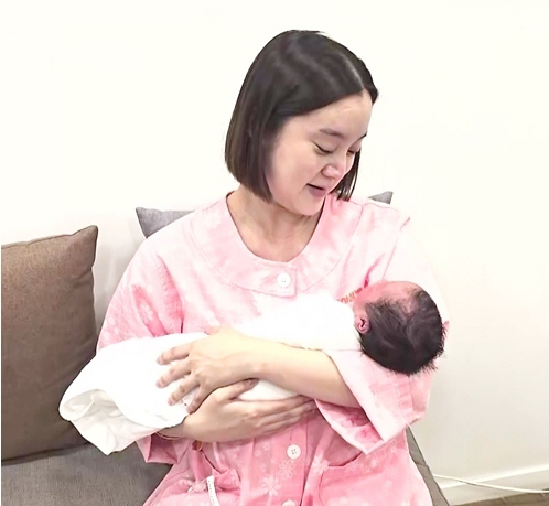 "키 50cm,몸무게 2.9kg"…우혜림, 둘째子 출산 21일만에 출연에…