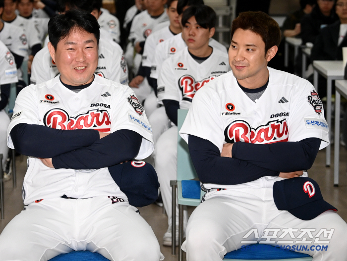 '경력직 캡틴' 양의지, 두산 주장은 처음이지? "김동주·홍성흔 선배님이…