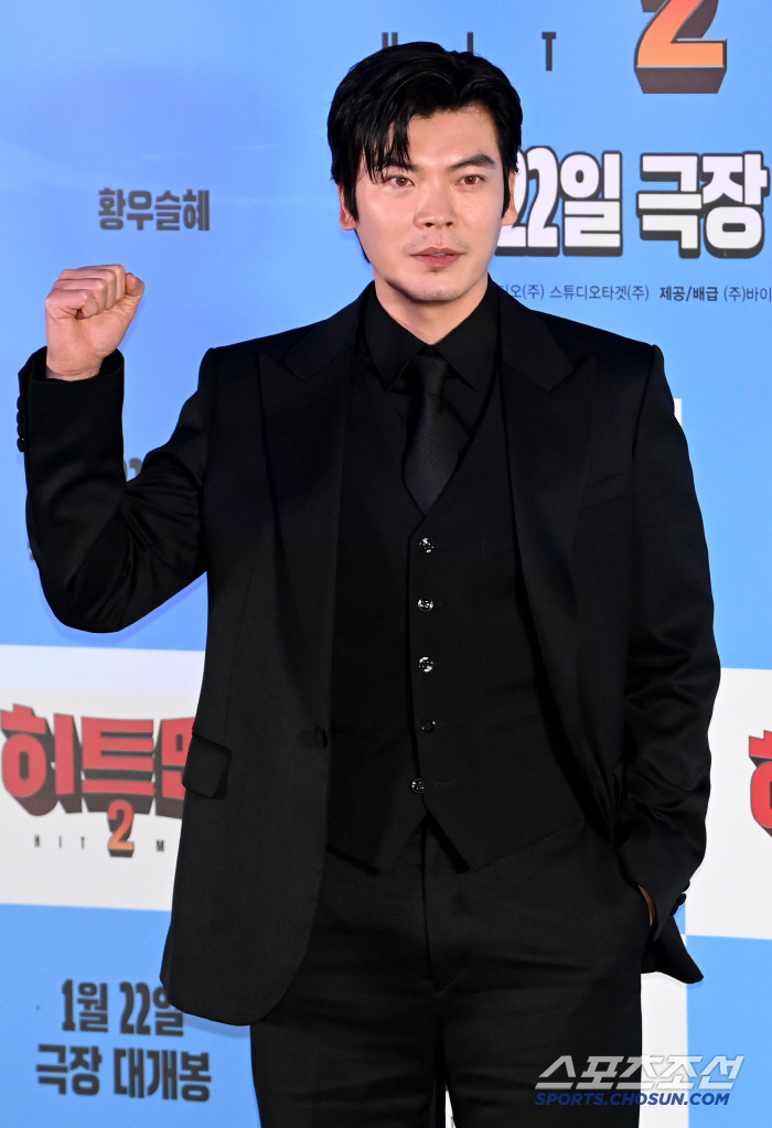 [포토] 김성오, 블랙 카리스마