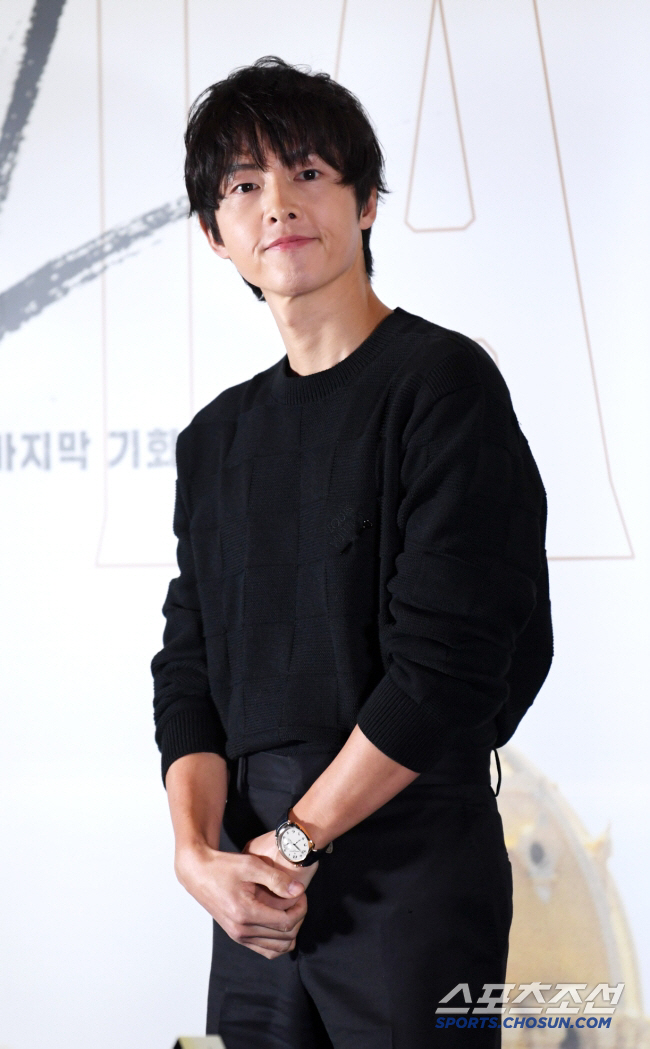 송중기, '보고타' 흥행 참패에 터진 눈물 "욕먹어도 홍보 열심히 했는데…
