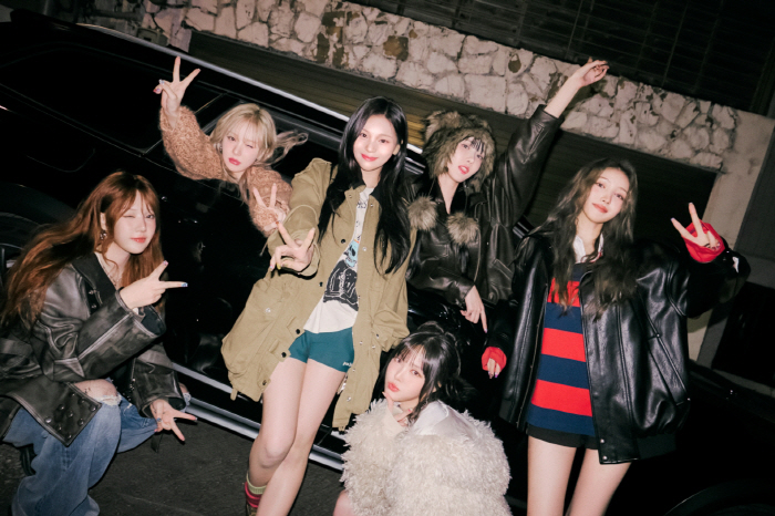 여자친구 "데뷔 10주년 완전체 컴백, 다시 모일거란 확신 있었다"[일문…