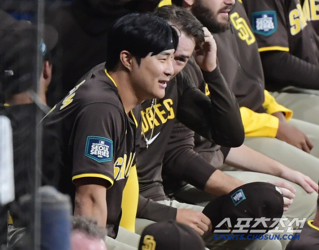 김하성 계약 늦어지는 진짜 이유? "개막전 출전 안돼…5월 예상"
