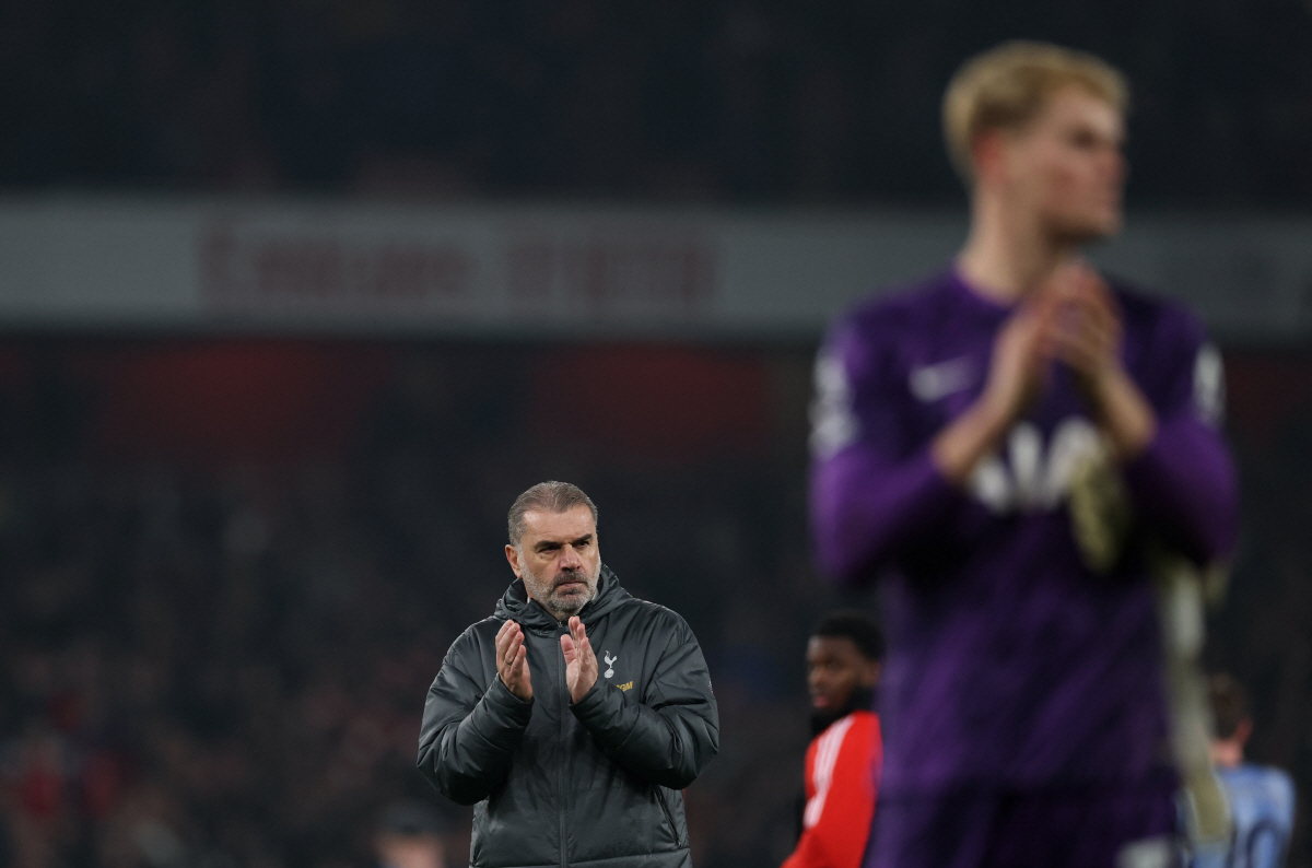 "강등 걱정? 정말 좌절하게 만든다" EPL 6호골, 손흥민이 왜 고개 …