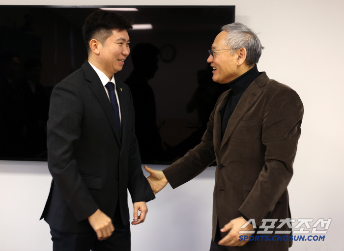 "유승민 회장 적극 서포트!첫만남부터 달랐다" 유인촌 문체부 장관X장미란…