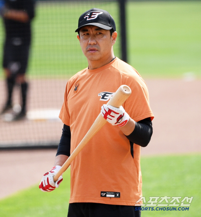 [공식발표] '은퇴' 김강민 전력강화위원 된다! 강인권·허삼영·이동욱도 …